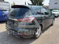 2016 Ford S-Max