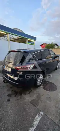 2016 Ford S-Max