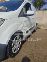 2016 Ford Courier