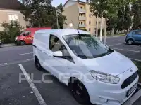 2016 Ford Courier