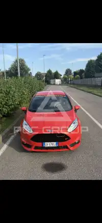 2016 Ford FIESTA