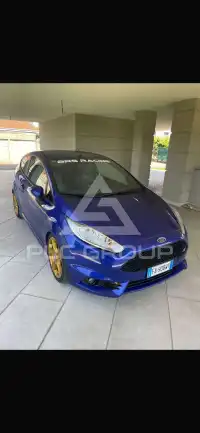 2016 Ford FIESTA