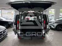 2016 Ford Tourneo