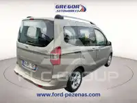 2016 Ford Tourneo