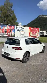 2016 Volkswagen E-Golf