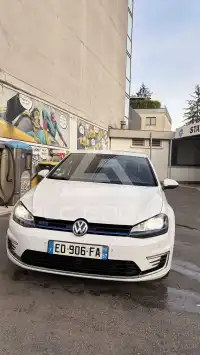 2016 Volkswagen GOLF