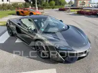 2016 McLaren 570GT