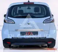 2016 Renault Grand Scenic