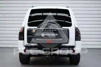 2017 Mitsubishi PAJARO
