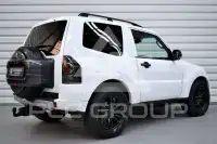 2017 Mitsubishi PAJARO