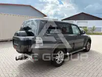 2017 Mitsubishi PAJARO