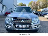 2017 Mitsubishi PAJARO