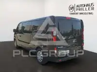 2017 Nissan NV 300