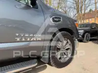 2017 Nissan TITAN