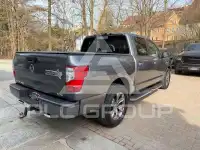 2017 Nissan TITAN