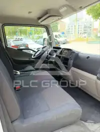 2017 Nissan NT400