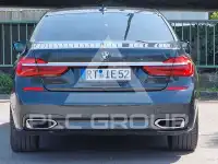 2017 BMW 740