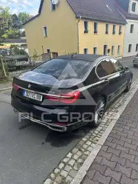 2017 BMW 740