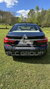 2017 BMW 740