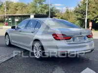 2017 BMW 740