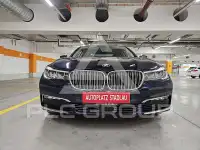 2017 BMW 740