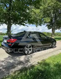 2017 BMW 740