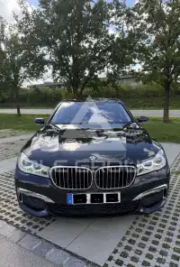 2017 BMW 740