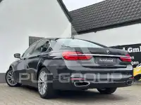 2017 BMW 740