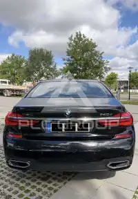 2017 BMW 740