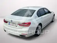 2017 BMW 740