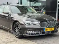 2017 BMW 740