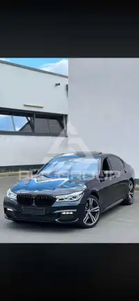2017 BMW 740