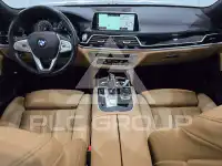 2017 BMW 740