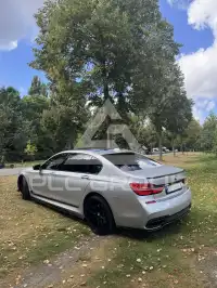 2017 BMW 740
