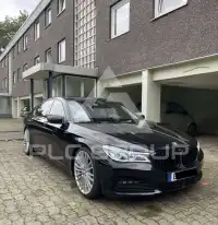 2017 BMW 740