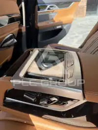 2017 BMW 740