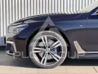 2017 BMW 740