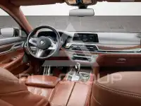 2017 BMW 750
