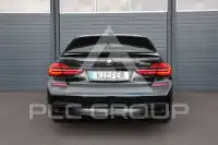 2017 BMW 750