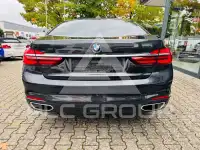2017 BMW 750