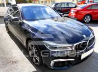 2017 BMW 750