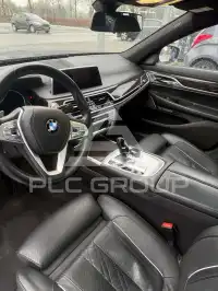 2017 BMW 750