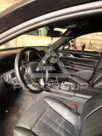2017 BMW 750