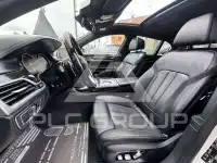 2017 BMW 750