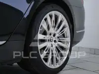 2017 BMW 750
