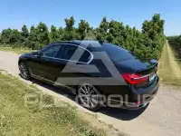 2017 BMW 750