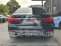 2017 BMW 750