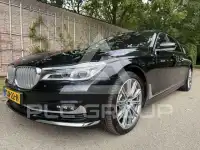 2017 BMW 760