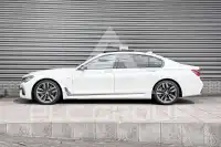 2017 BMW 760