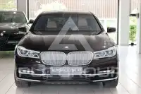 2017 BMW 760
